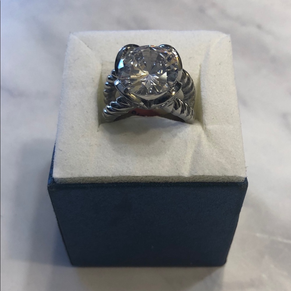 Simulated Diamond and Austrian Crystal Ring